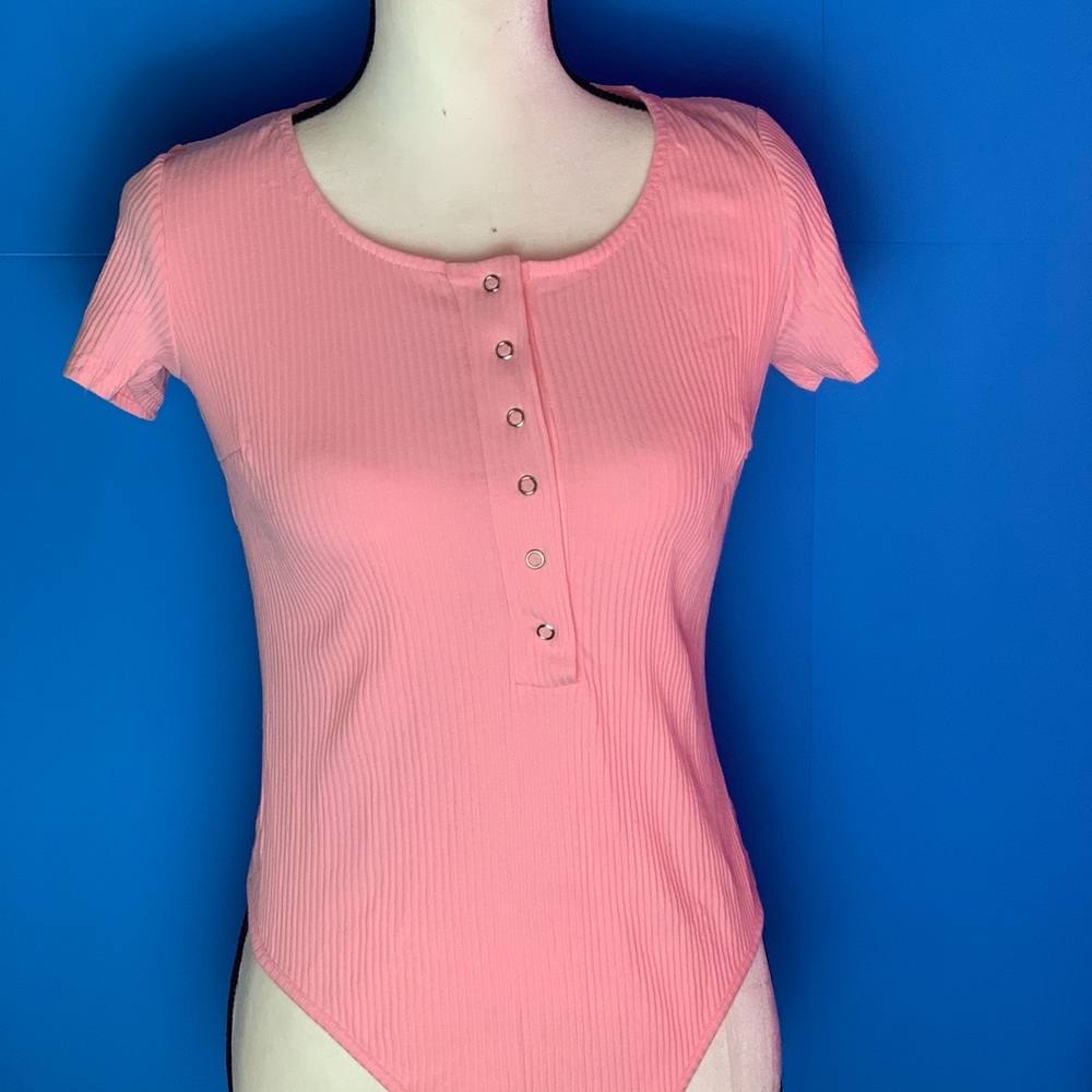 NWOT Pink body suit